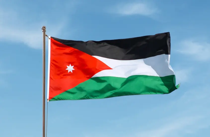 “إسرائيل غير موجودة واليهود هم العدو”.. صحيفة عبرية تسلط الضوء على المناهج التعليمية في الأردن